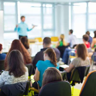 Cursos de Idiomas para Adultos